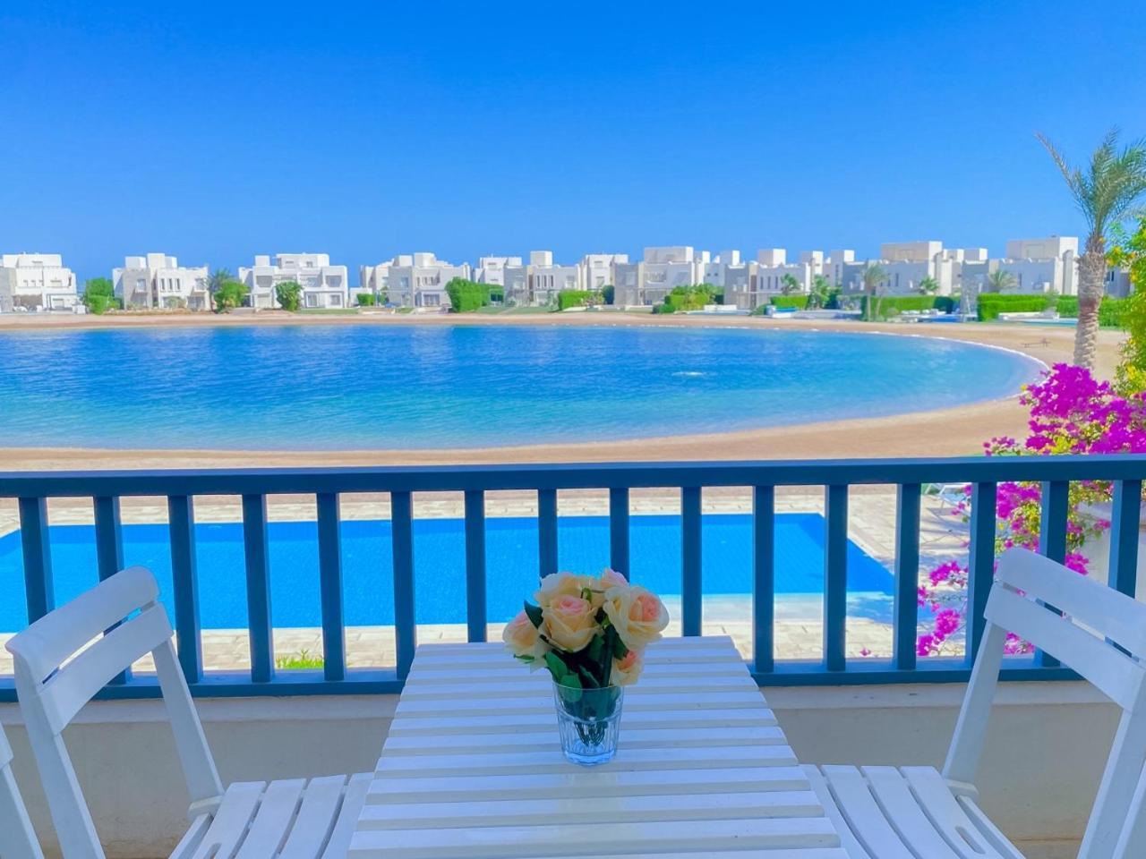 Nayah Stays, Joubal Lagoons Flowery Apartmán